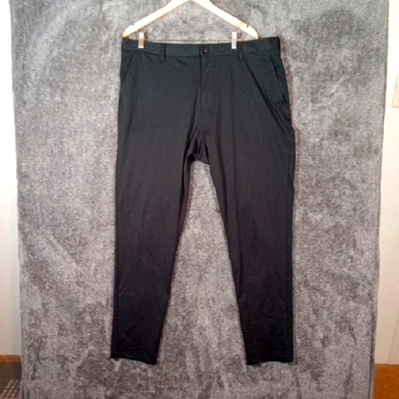 RHONE Commuter Slim Mens Pants Straight Leg Black Color GolfSize 40